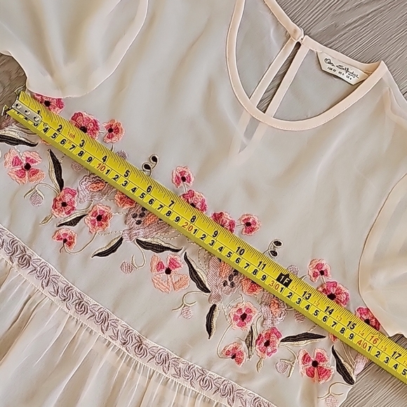 Miss Selfridge Fairycore Whimsical Floral Embroidered Peplum Blouse - Picture 13 of 13